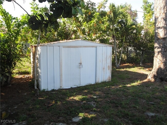 Building Photo - 7487 Mellon Rd