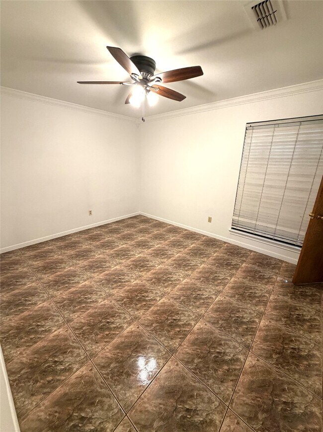 Building Photo - 10618 Wolbrook St