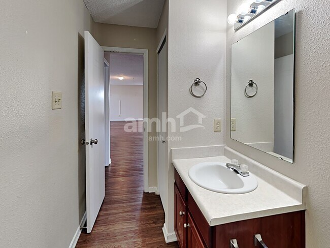 Building Photo - 9471 W Quarter Moon Dr