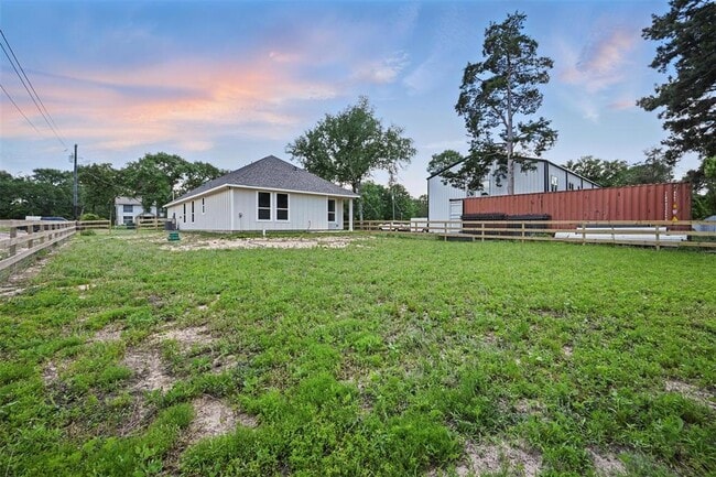 Building Photo - 24644 Cavan St