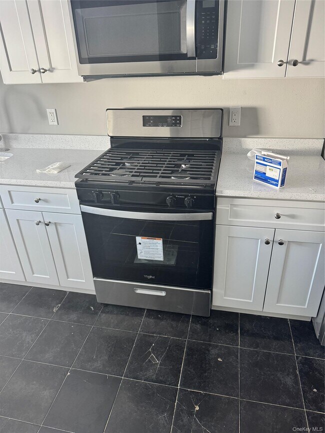 Building Photo - 114-25 Bedell St