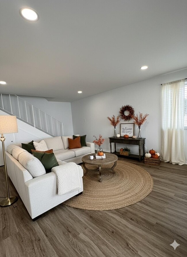 Building Photo - 103 E Tiffany Dr