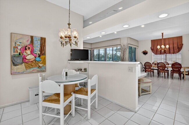 Building Photo - 5184 Lake Catalina Dr