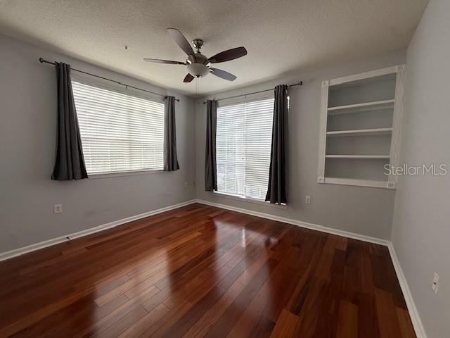 Building Photo - 2212 Bay Club Cir