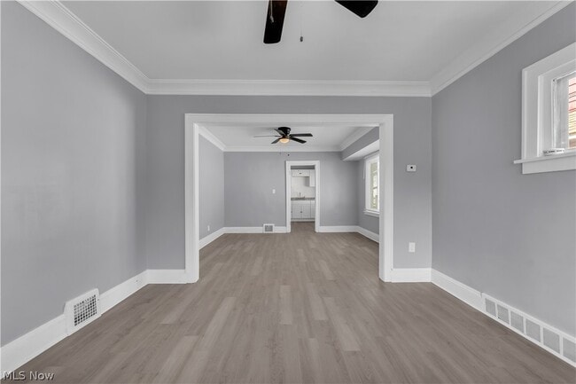 Building Photo - 10613 Sandusky Ave