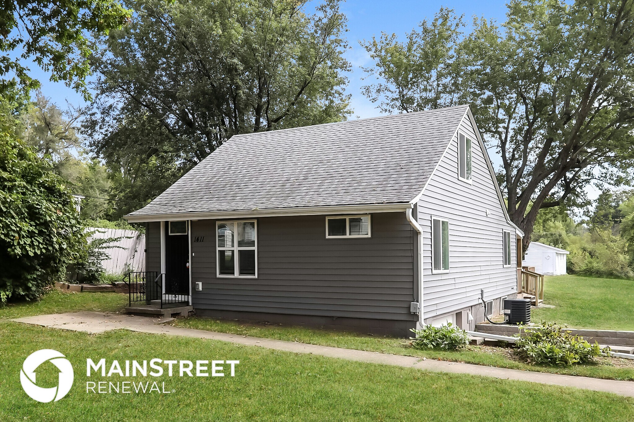 Building Photo - 1411 Randall Rd