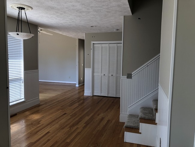 Building Photo - 5480 Eastwind Rd