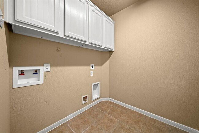 Building Photo - 1615 Claytons Bend Ct