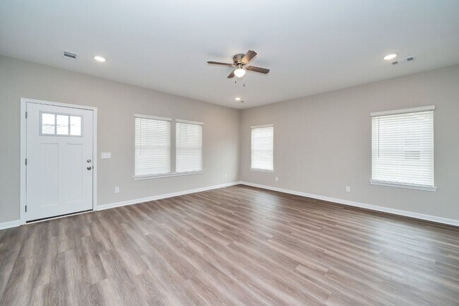 Building Photo - 4347 Alderic St