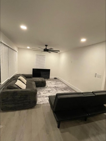 Building Photo - 608 Crawford Rd