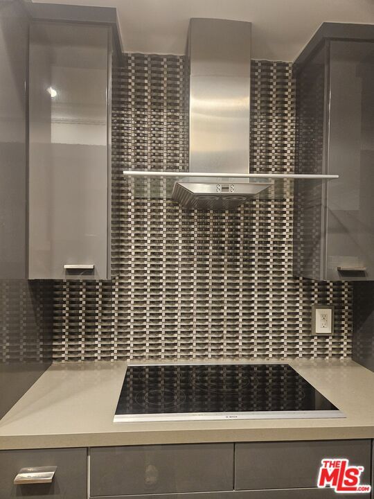 Building Photo - 1880 Veteran Ave