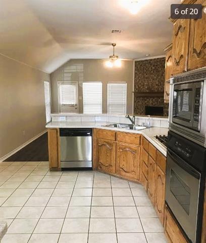 Building Photo - 2750 Fern Valley Ln