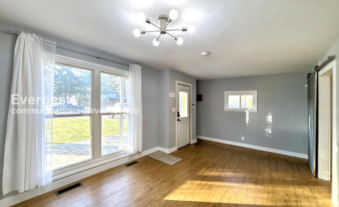 Building Photo - 1780 Reynoldsburg - New Albany Rd