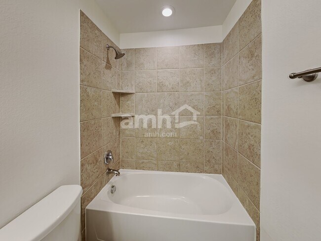 Building Photo - 21614 Champagne Dr E