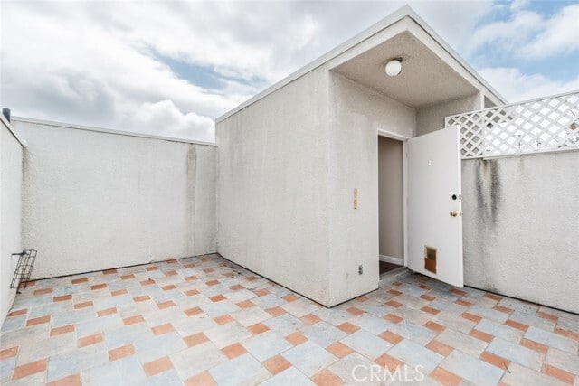 Building Photo - 14631 Dickens St