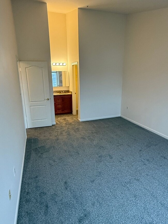 Building Photo - 2BR/2BA Condo in Montgomery Run – Ellicott City, MD