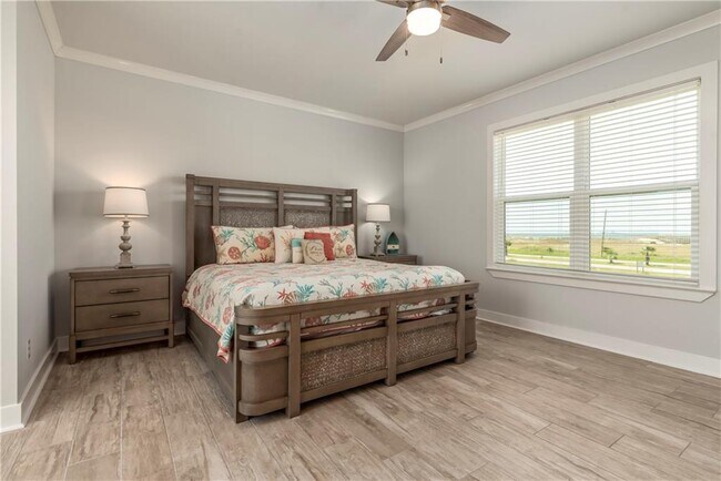 Building Photo - 1913 Cadillac Ave