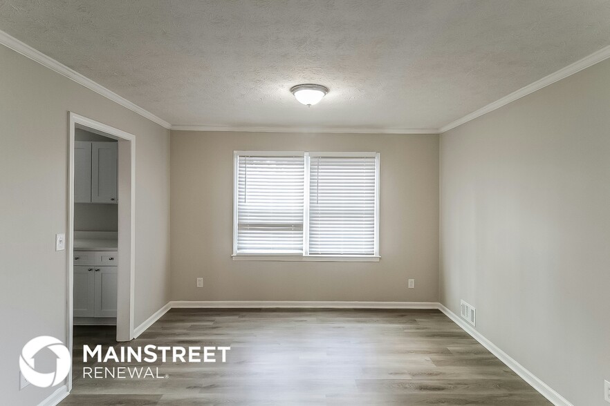 Building Photo - 4481 Buckingham Cir