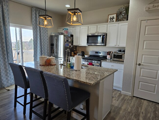 Building Photo - 310 Pavo Ct