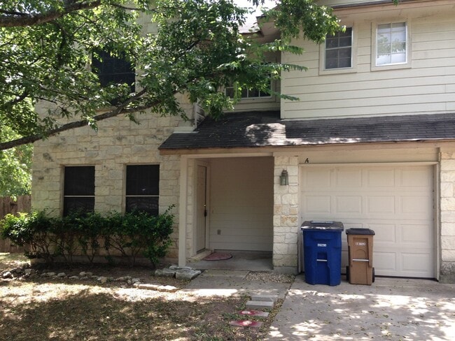 Building Photo - 8511 Apple Carrie Cove