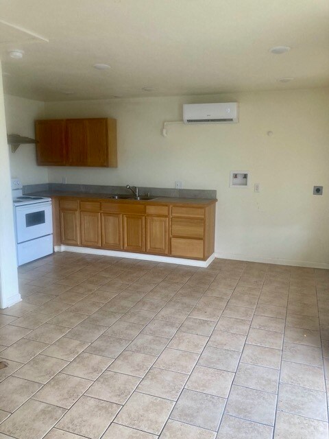 Building Photo - 1001 McDonald Dr