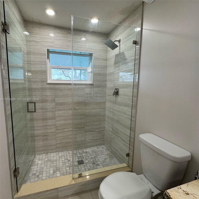 Building Photo - 4261 SW 22nd St