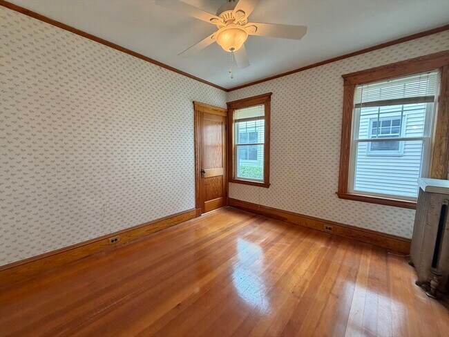 Building Photo - 115 Beech St