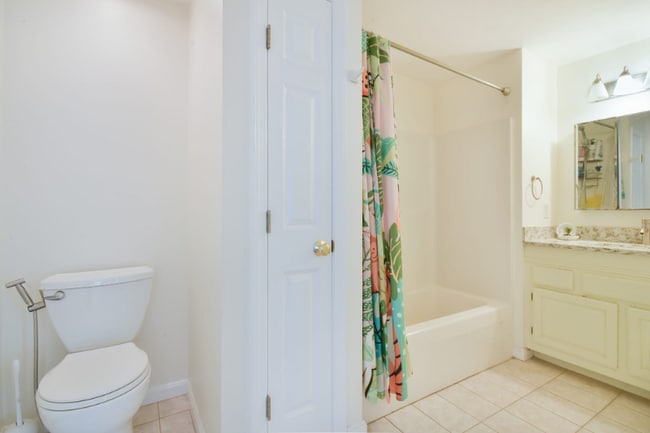 Building Photo - 53 Arrowwood Dr