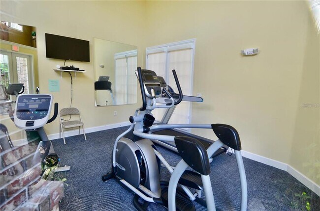 Building Photo - 7729 Plantation Cir