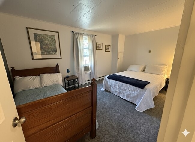 Building Photo - 115 N Water St