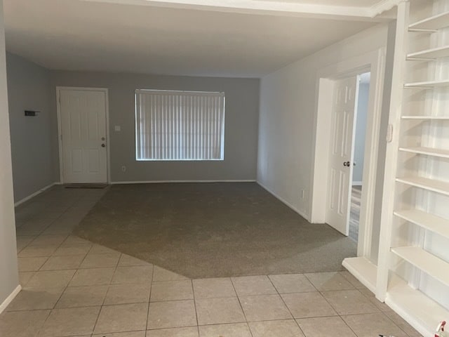 Building Photo - 704 S Margo Dr