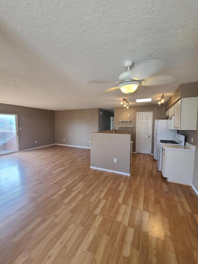 Building Photo - 4801 Irving Blvd NW