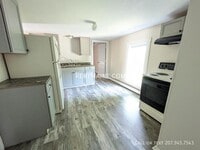 Building Photo - 12 Spring St