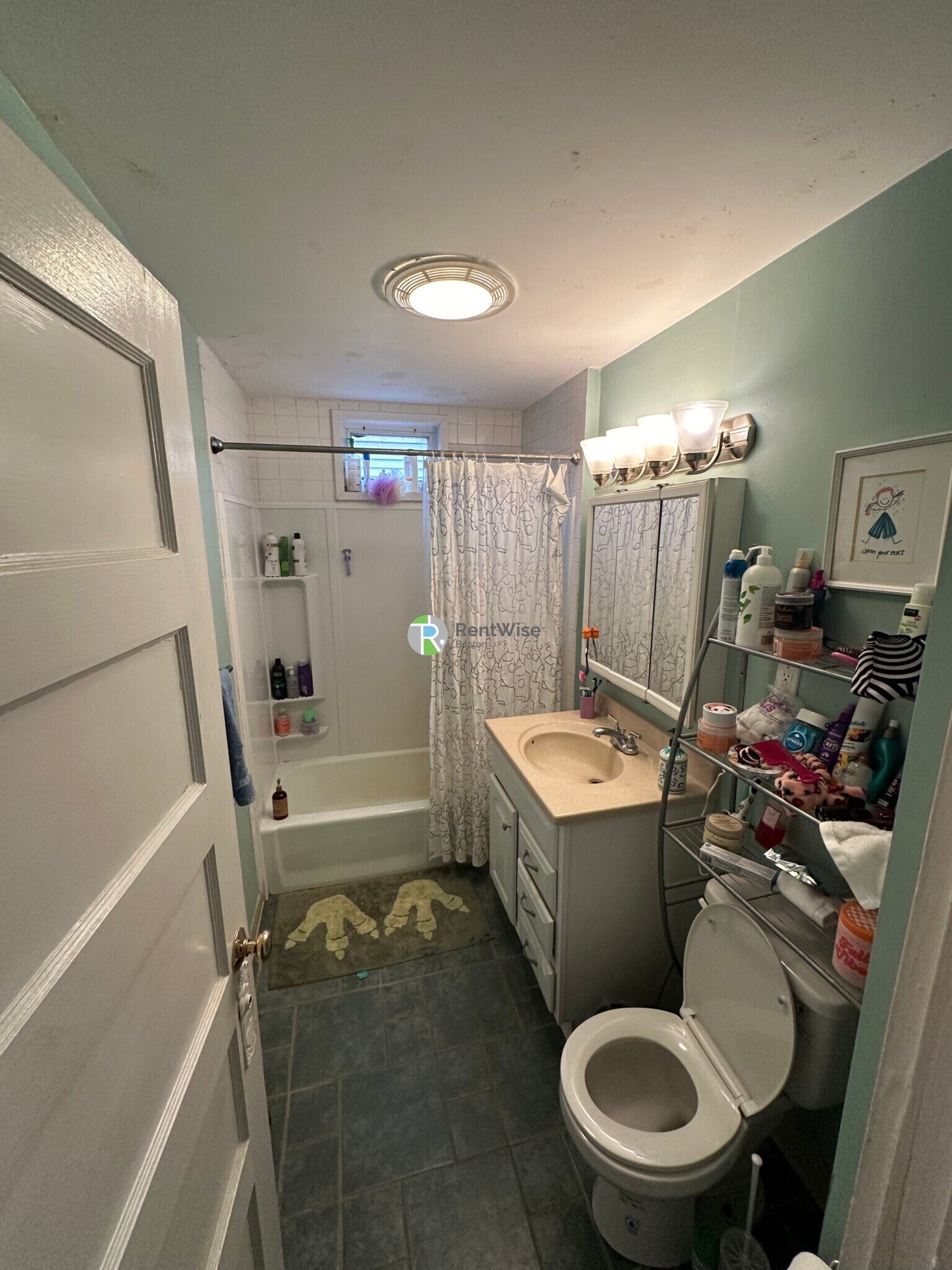 Building Photo - 87 Gardner St