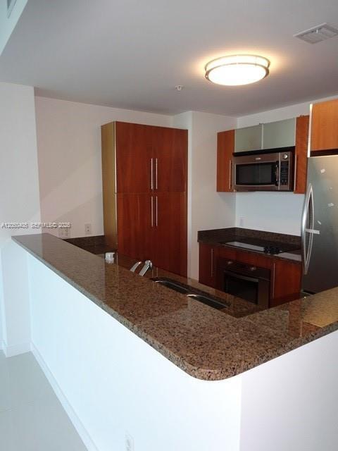 Building Photo - 300 S Biscayne Blvd