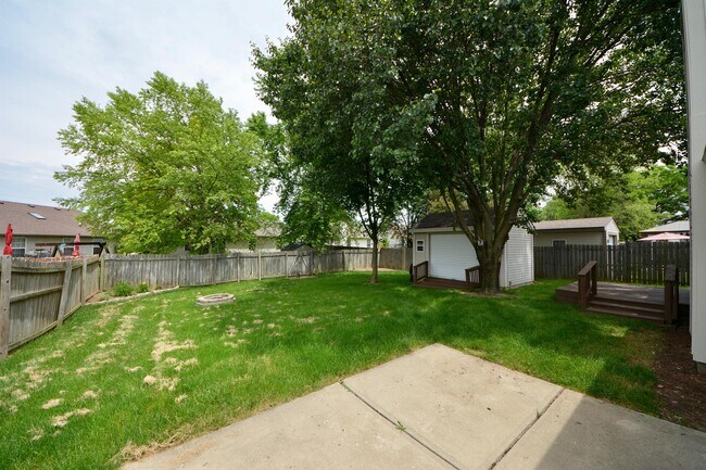 Building Photo - 9610 Claymore Dr