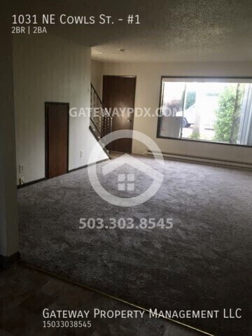 Building Photo - 1031 NE Cowls St