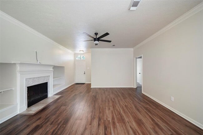 Building Photo - 306 W Little Oak Ct