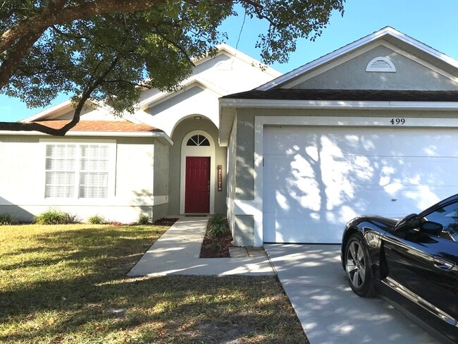 Building Photo - 499 Lancers Dr