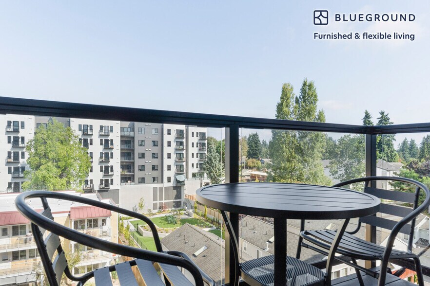 Building Photo - 18004 Midvale Ave N