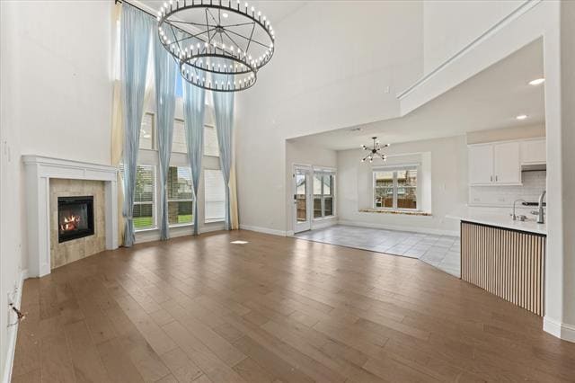 Building Photo - 3009 Lakeshore Dr