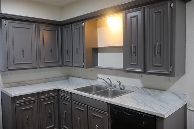 Building Photo - 808 Woodway Ln