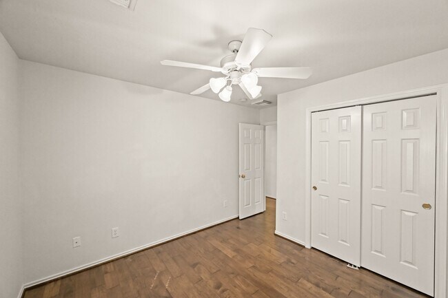Building Photo - 18403 Lost Maples Ct