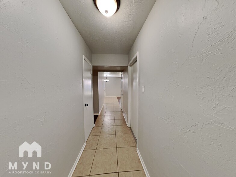 Building Photo - 7145 Romford Way