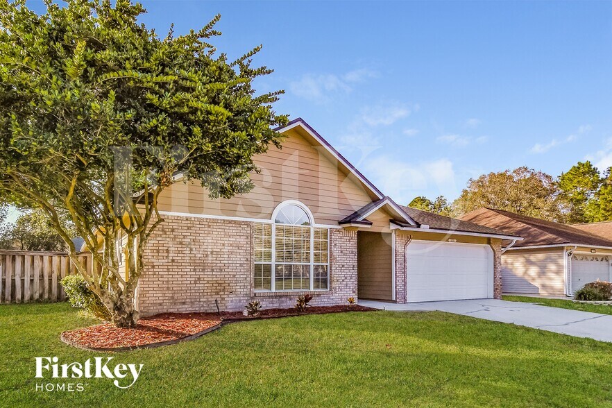 Building Photo - 12274 Stockbridge Ct N