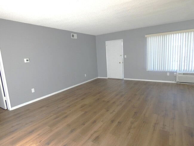 Building Photo - 12401 Breezewood Dr