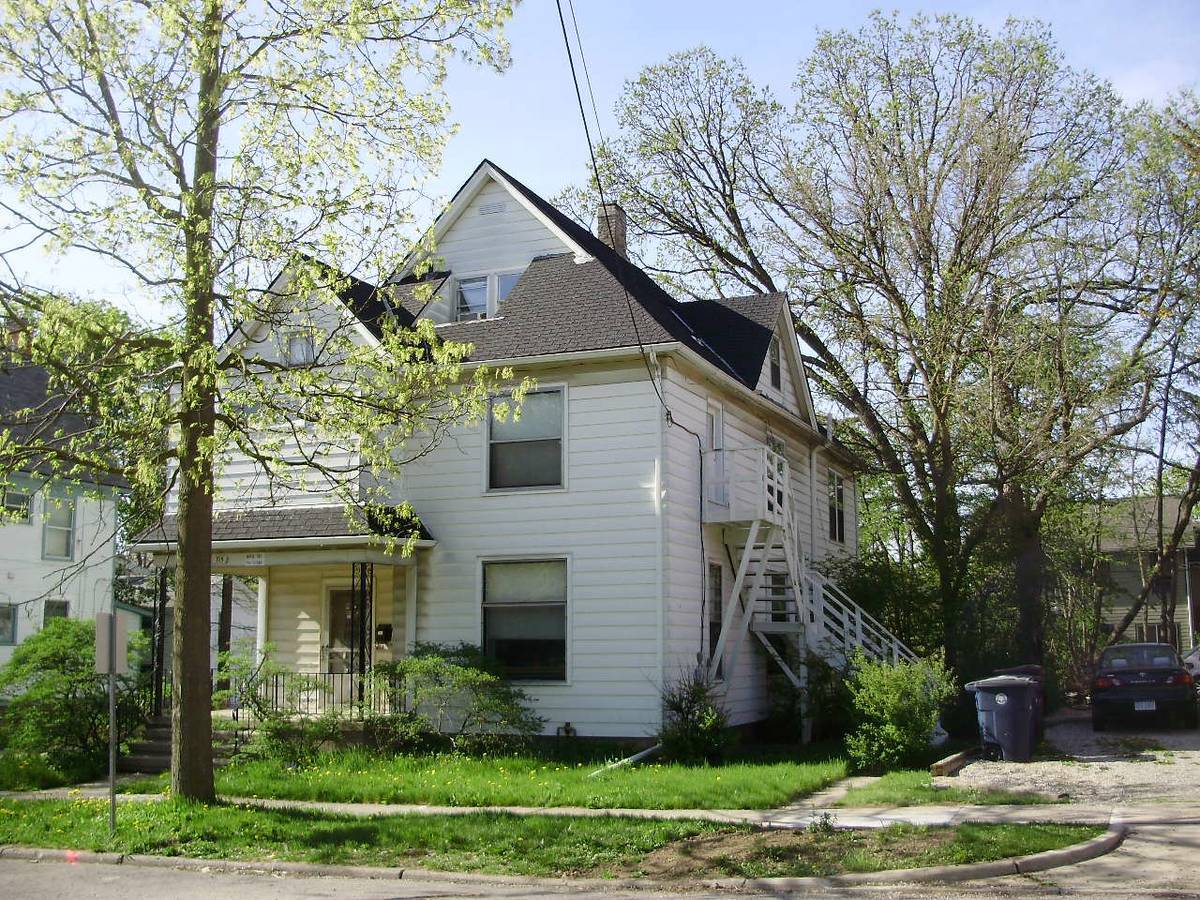 715 Lawrence - 715 Lawrence St