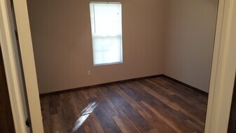 Building Photo - 1145 N 3rd St