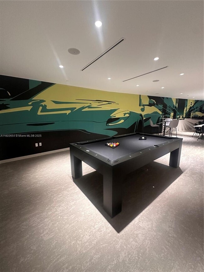 Building Photo - 300 Biscayne Blvd Way
