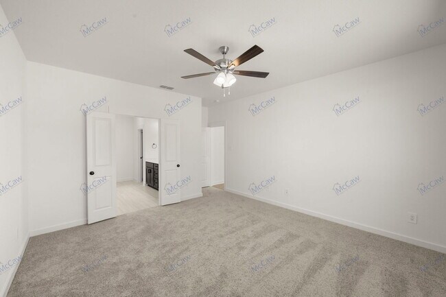 Building Photo - 225 Whitetail Dr